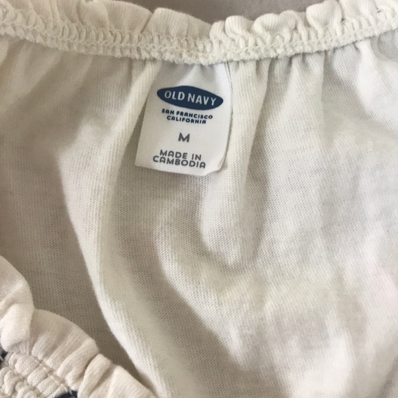 Cute old navy tank top - Picture 4 of 4